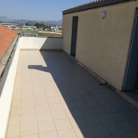 Apartman Zderic プロチェ