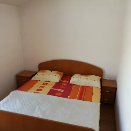 Apartment Apartman Zderic